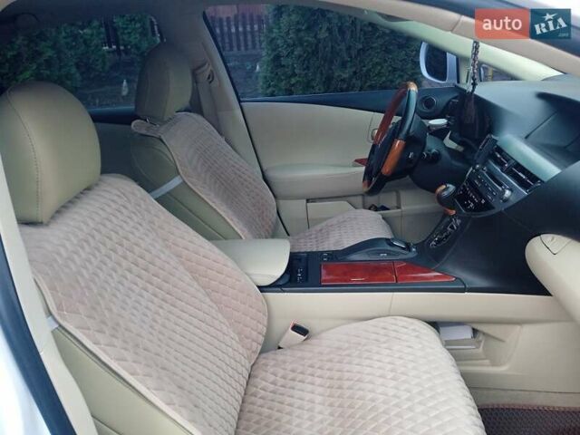 Белый Лексус РХ, объемом двигателя 3.46 л и пробегом 220 тыс. км за 12900 $, фото 10 на Automoto.ua
