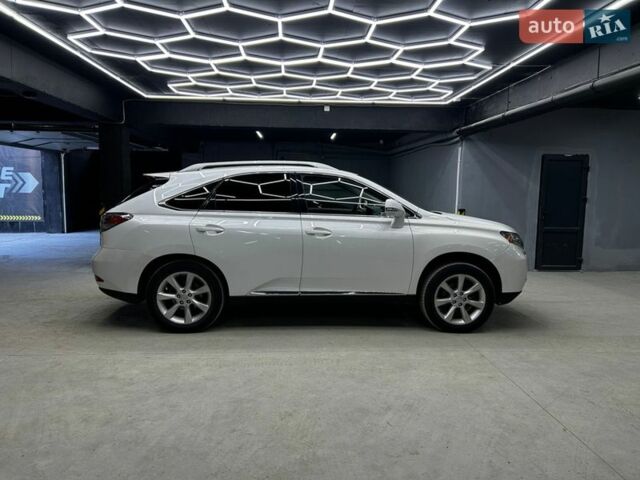 Белый Лексус РХ, объемом двигателя 3.46 л и пробегом 159 тыс. км за 16600 $, фото 9 на Automoto.ua