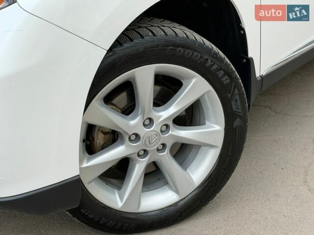 Білий Лексус РХ, об'ємом двигуна 3.46 л та пробігом 250 тис. км за 15999 $, фото 4 на Automoto.ua