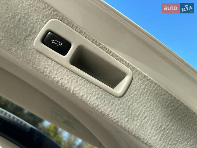 Білий Лексус РХ, об'ємом двигуна 3.46 л та пробігом 162 тис. км за 22000 $, фото 11 на Automoto.ua