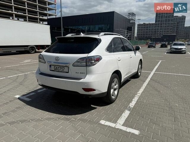 Белый Лексус РХ, объемом двигателя 3.46 л и пробегом 185 тыс. км за 16500 $, фото 14 на Automoto.ua