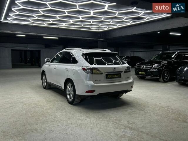 Белый Лексус РХ, объемом двигателя 3.46 л и пробегом 159 тыс. км за 16600 $, фото 6 на Automoto.ua