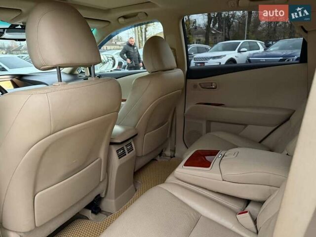 Белый Лексус РХ, объемом двигателя 3.46 л и пробегом 277 тыс. км за 15500 $, фото 17 на Automoto.ua