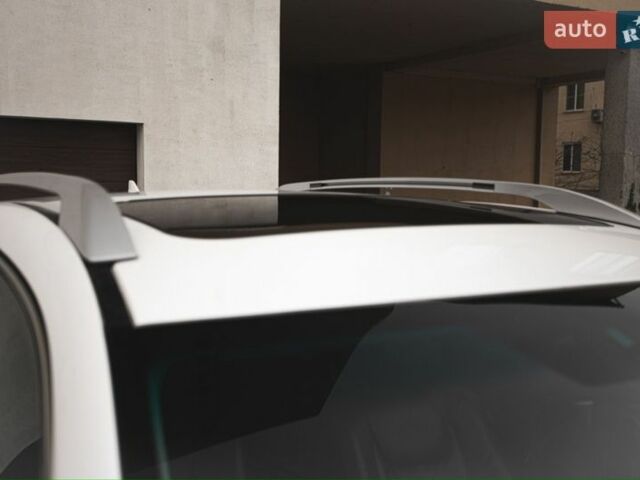 Білий Лексус РХ, об'ємом двигуна 3.46 л та пробігом 155 тис. км за 16500 $, фото 7 на Automoto.ua