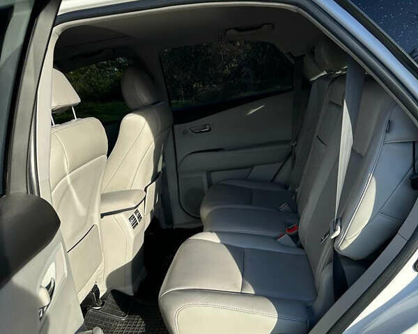 Білий Лексус РХ, об'ємом двигуна 3.46 л та пробігом 162 тис. км за 22000 $, фото 20 на Automoto.ua