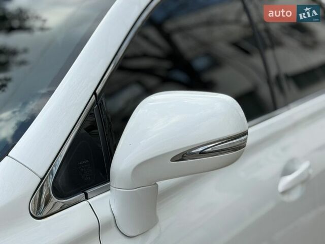 Білий Лексус РХ, об'ємом двигуна 3.46 л та пробігом 250 тис. км за 15999 $, фото 5 на Automoto.ua