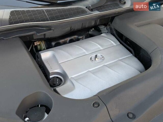 Белый Лексус РХ, объемом двигателя 3.5 л и пробегом 212 тыс. км за 16700 $, фото 17 на Automoto.ua