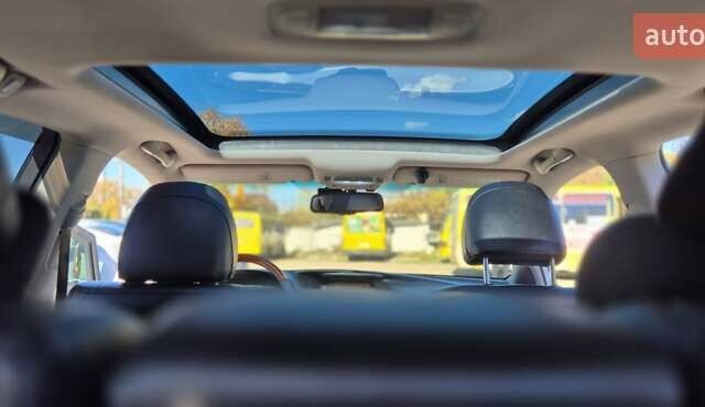 Белый Лексус РХ, объемом двигателя 3.46 л и пробегом 218 тыс. км за 22300 $, фото 18 на Automoto.ua