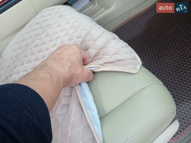 Белый Лексус РХ, объемом двигателя 3.46 л и пробегом 220 тыс. км за 12900 $, фото 18 на Automoto.ua