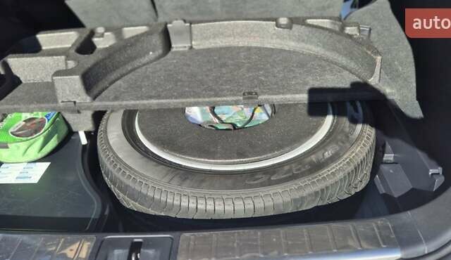 Белый Лексус РХ, объемом двигателя 3.46 л и пробегом 218 тыс. км за 22300 $, фото 17 на Automoto.ua