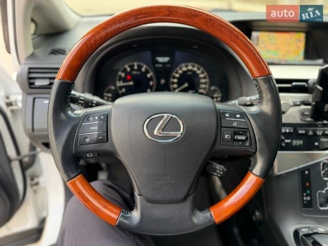 Білий Лексус РХ, об'ємом двигуна 3.46 л та пробігом 250 тис. км за 15999 $, фото 45 на Automoto.ua