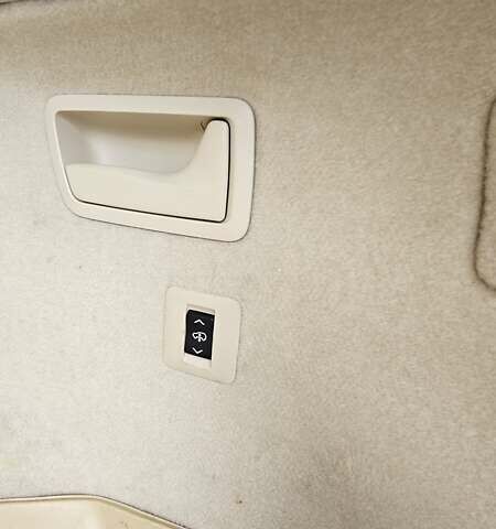 Белый Лексус РХ, объемом двигателя 3.46 л и пробегом 118 тыс. км за 19500 $, фото 29 на Automoto.ua