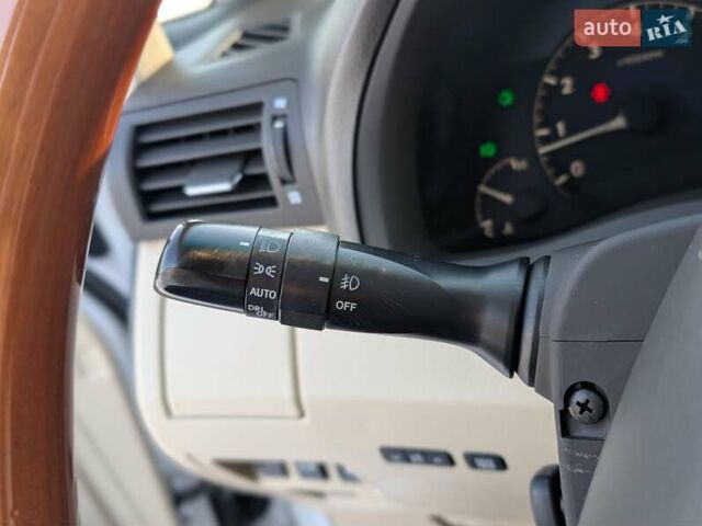 Белый Лексус РХ, объемом двигателя 3.5 л и пробегом 212 тыс. км за 16700 $, фото 92 на Automoto.ua