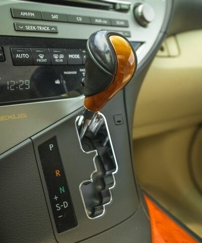 Белый Лексус РХ, объемом двигателя 3.46 л и пробегом 200 тыс. км за 20000 $, фото 6 на Automoto.ua