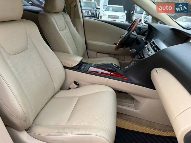 Белый Лексус РХ, объемом двигателя 3.46 л и пробегом 277 тыс. км за 15500 $, фото 20 на Automoto.ua
