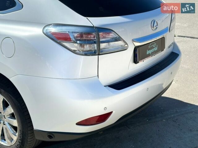Білий Лексус РХ, об'ємом двигуна 3.46 л та пробігом 123 тис. км за 18500 $, фото 9 на Automoto.ua