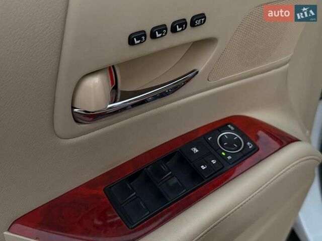 Белый Лексус РХ, объемом двигателя 3.46 л и пробегом 277 тыс. км за 15500 $, фото 36 на Automoto.ua