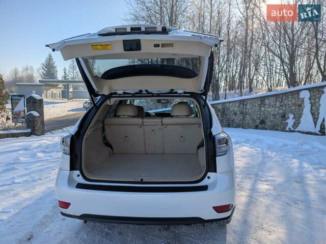 Белый Лексус РХ, объемом двигателя 3.5 л и пробегом 212 тыс. км за 16700 $, фото 43 на Automoto.ua