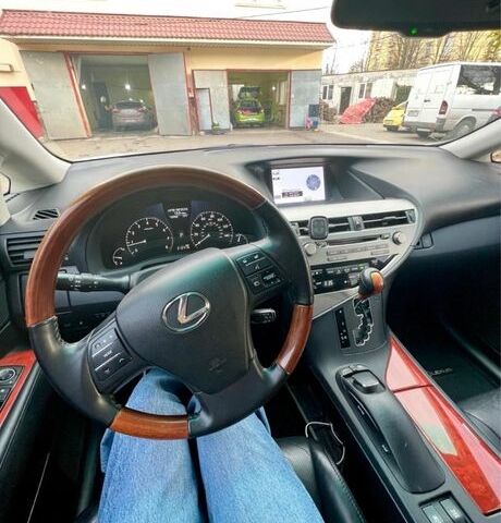 Белый Лексус РХ, объемом двигателя 3.5 л и пробегом 240 тыс. км за 16500 $, фото 6 на Automoto.ua