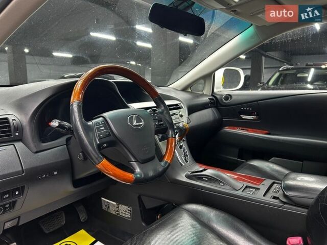 Белый Лексус РХ, объемом двигателя 3.46 л и пробегом 159 тыс. км за 16600 $, фото 11 на Automoto.ua