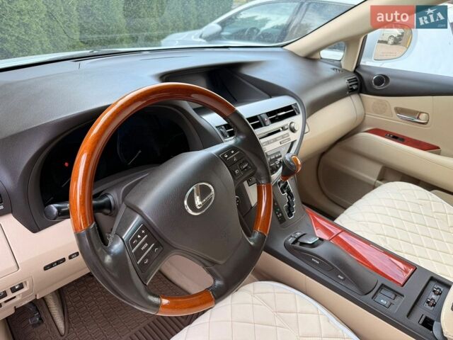 Білий Лексус РХ, об'ємом двигуна 3.5 л та пробігом 200 тис. км за 18500 $, фото 24 на Automoto.ua