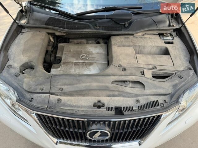 Білий Лексус РХ, об'ємом двигуна 3.46 л та пробігом 250 тис. км за 15999 $, фото 73 на Automoto.ua