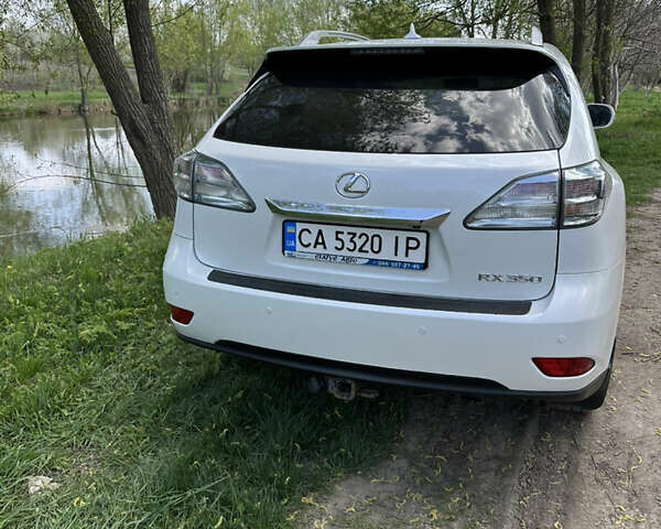 Белый Лексус РХ, объемом двигателя 3.46 л и пробегом 285 тыс. км за 18000 $, фото 4 на Automoto.ua