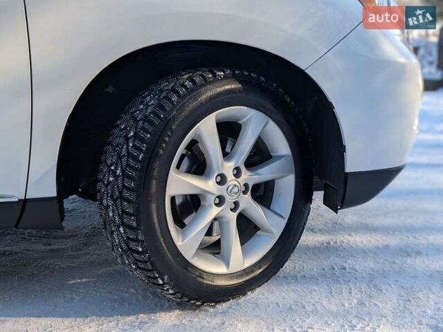 Белый Лексус РХ, объемом двигателя 3.5 л и пробегом 212 тыс. км за 16700 $, фото 39 на Automoto.ua