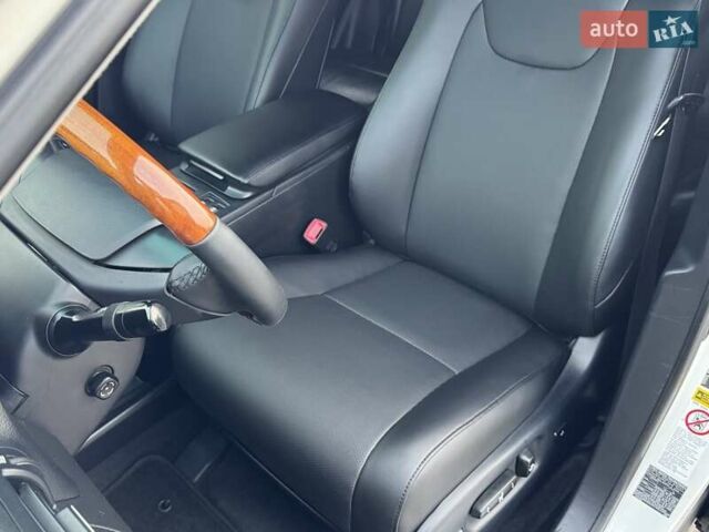 Белый Лексус РХ, объемом двигателя 3.46 л и пробегом 162 тыс. км за 17900 $, фото 18 на Automoto.ua
