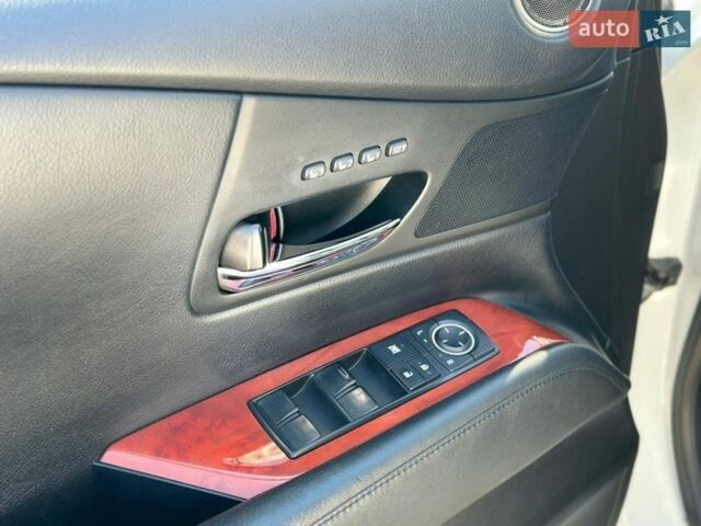 Білий Лексус РХ, об'ємом двигуна 3.46 л та пробігом 123 тис. км за 18500 $, фото 12 на Automoto.ua