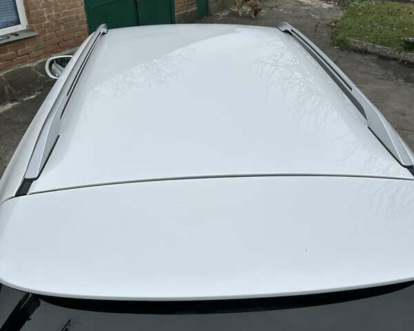 Белый Лексус РХ, объемом двигателя 3.5 л и пробегом 197 тыс. км за 18500 $, фото 9 на Automoto.ua