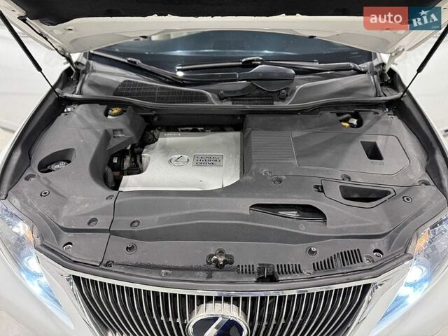 Белый Лексус РХ, объемом двигателя 3.46 л и пробегом 140 тыс. км за 17999 $, фото 10 на Automoto.ua