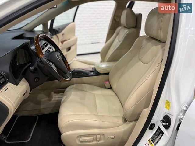 Белый Лексус РХ, объемом двигателя 3.46 л и пробегом 140 тыс. км за 17999 $, фото 73 на Automoto.ua
