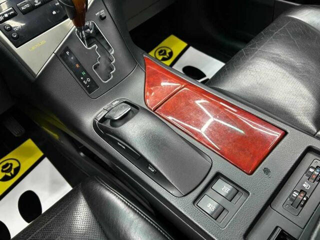 Белый Лексус РХ, объемом двигателя 3.5 л и пробегом 159 тыс. км за 16600 $, фото 17 на Automoto.ua