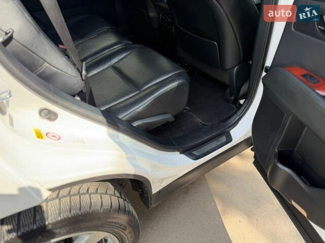 Білий Лексус РХ, об'ємом двигуна 3.46 л та пробігом 250 тис. км за 15999 $, фото 61 на Automoto.ua