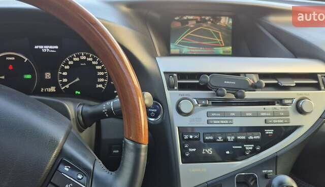 Белый Лексус РХ, объемом двигателя 3.46 л и пробегом 218 тыс. км за 22300 $, фото 11 на Automoto.ua