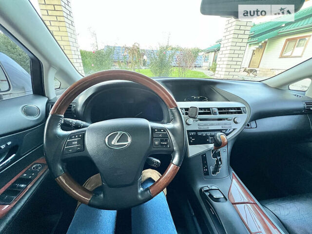 Белый Лексус РХ, объемом двигателя 3.5 л и пробегом 256 тыс. км за 16500 $, фото 8 на Automoto.ua