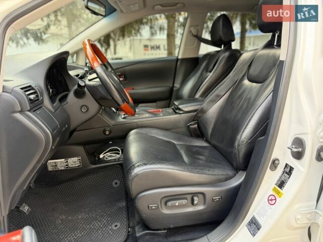 Білий Лексус РХ, об'ємом двигуна 3.46 л та пробігом 250 тис. км за 15999 $, фото 35 на Automoto.ua