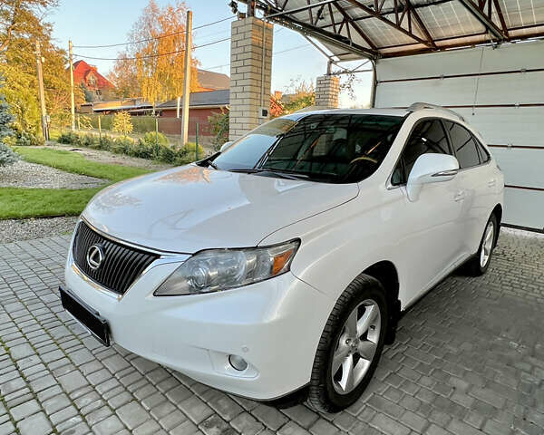 Белый Лексус РХ, объемом двигателя 3.5 л и пробегом 256 тыс. км за 16500 $, фото 2 на Automoto.ua