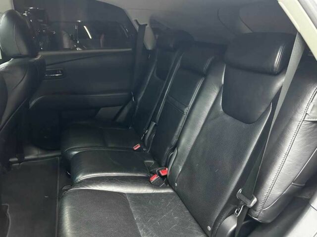 Белый Лексус РХ, объемом двигателя 3.5 л и пробегом 159 тыс. км за 16600 $, фото 20 на Automoto.ua