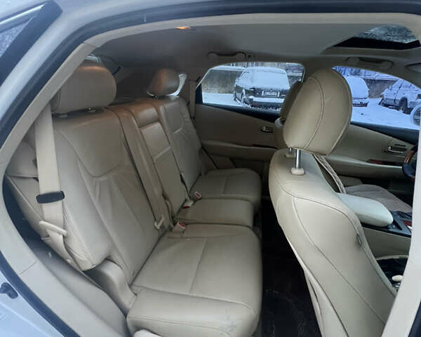 Білий Лексус РХ, об'ємом двигуна 3.46 л та пробігом 230 тис. км за 16500 $, фото 8 на Automoto.ua