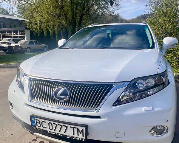 Білий Лексус РХ, об'ємом двигуна 3.46 л та пробігом 145 тис. км за 23000 $, фото 1 на Automoto.ua