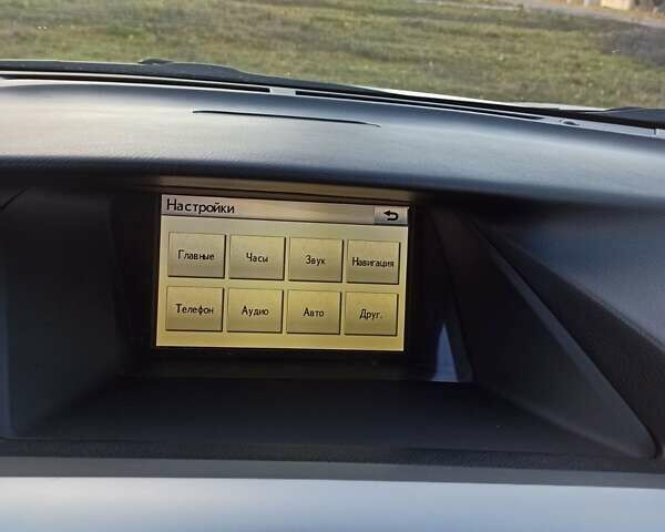 Белый Лексус РХ, объемом двигателя 3.46 л и пробегом 198 тыс. км за 17000 $, фото 14 на Automoto.ua