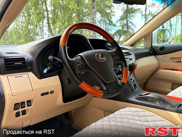 Белый Лексус РХ, объемом двигателя 3.5 л и пробегом 185 тыс. км за 14650 $, фото 5 на Automoto.ua