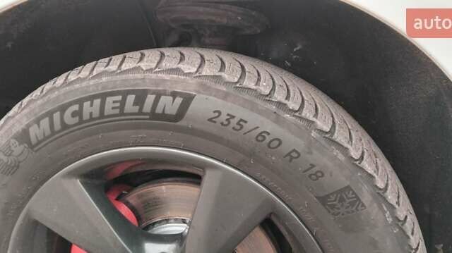 Белый Лексус РХ, объемом двигателя 3.46 л и пробегом 236 тыс. км за 19500 $, фото 58 на Automoto.ua