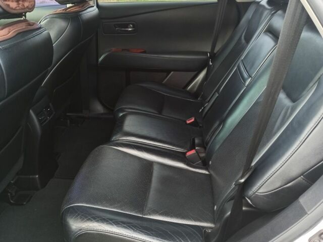 Белый Лексус РХ, объемом двигателя 3.5 л и пробегом 198 тыс. км за 17000 $, фото 9 на Automoto.ua