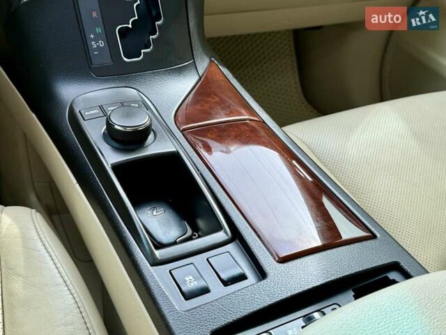 Белый Лексус РХ, объемом двигателя 3.46 л и пробегом 240 тыс. км за 18800 $, фото 47 на Automoto.ua
