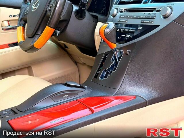 Белый Лексус РХ, объемом двигателя 3.5 л и пробегом 160 тыс. км за 15999 $, фото 12 на Automoto.ua