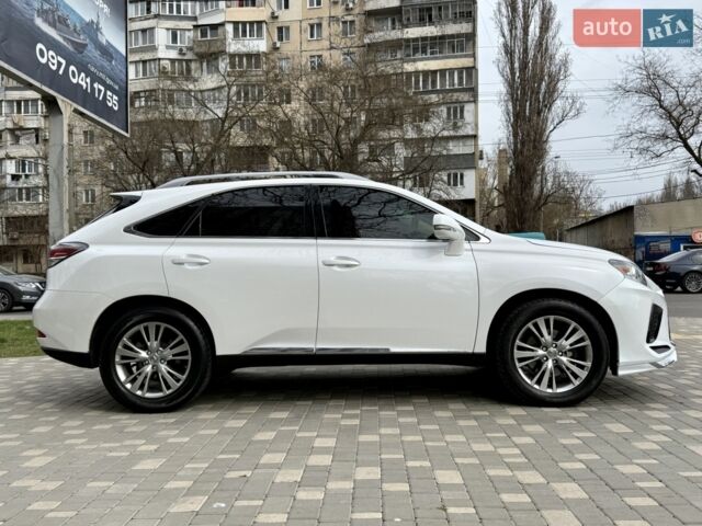 Белый Лексус РХ, объемом двигателя 3.46 л и пробегом 240 тыс. км за 18800 $, фото 1 на Automoto.ua