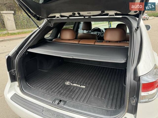 Белый Лексус РХ, объемом двигателя 3.46 л и пробегом 198 тыс. км за 19200 $, фото 20 на Automoto.ua